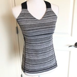 Lululemon top